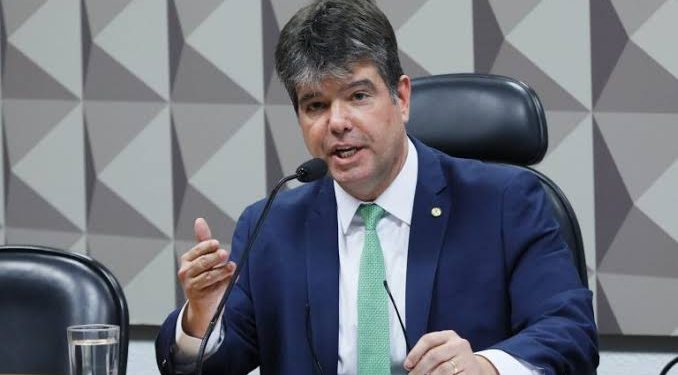 Na política há quase 30 anos, Ruy Carneiro diz que é contra grupos que ficam muito tempo no poder