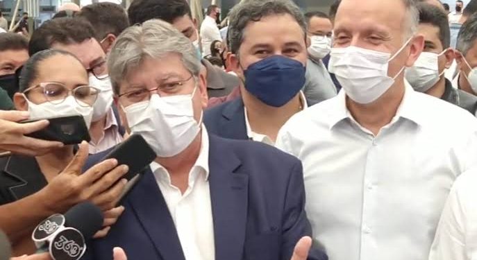 “Nós vamos buscar a unidade no Republicanos”, diz João Azevêdo, sobre apoio a Aguinaldo para o Senado