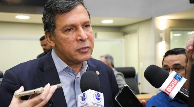 “É fato que o governador tem uma preferência pela candidatura de Aguinaldo”, revela Barbosa