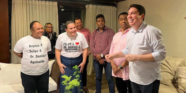 Em Bayeux, apenas cinco dos 17 vereadores não apoiarão Felipe Leitão e Damião Feliciano