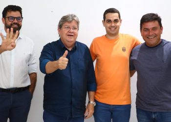 Prefeito e ex-prefeito do PL declaram apoio a João Azevêdo