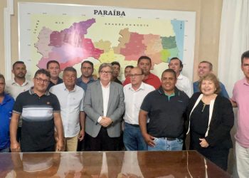 Prefeito do PSD e lideranças de Imaculada anunciam adesão coletiva à base de João Azevêdo