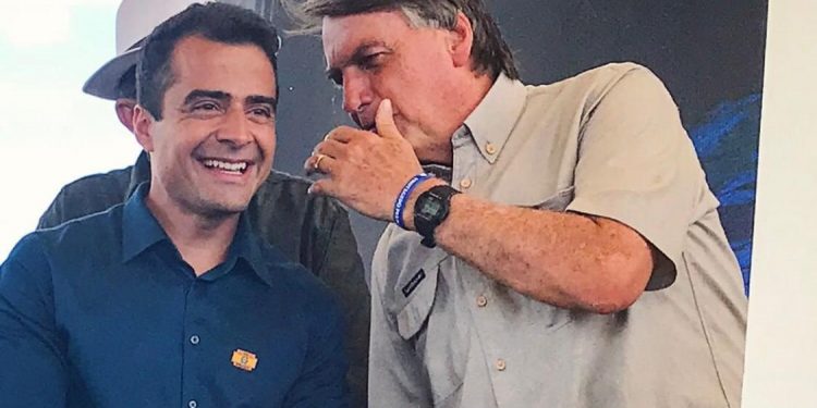 Bruno Roberto participa de inauguração de obras com Bolsonaro, na Paraíba