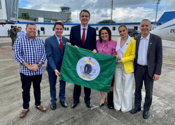 Aguardando chegada de Rodrigo Pacheco, Daniella confirma pré-candidatura de Aguinaldo ao Senado; veja vídeo