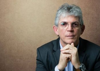 TCE aceita pedido de Ricardo Coutinho e parcelará multa de R$ 5 mil em 10 vezes