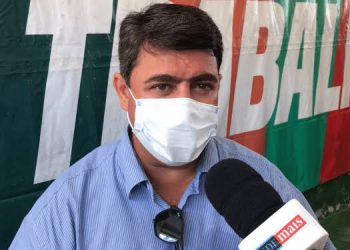 Dinho anuncia antecipação de 50% do décimo terceiro dos servidores da Câmara de João Pessoa