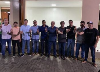 Eduardo Carneiro recebe apoio do prefeito de Araruna e toda sua base aliada