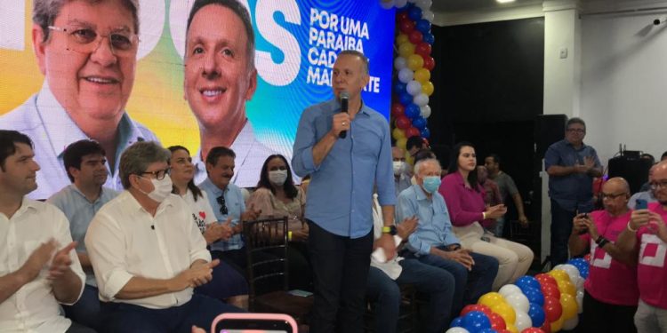 Aguinaldo Ribeiro desiste de disputar o Senado e vai indicar o vice de João Azevêdo