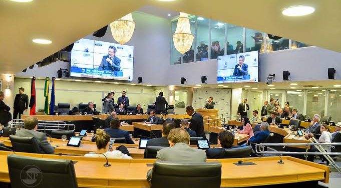 ALPB aprova projeto da LDO 2023 com projeção financeira de R$ 15 bi