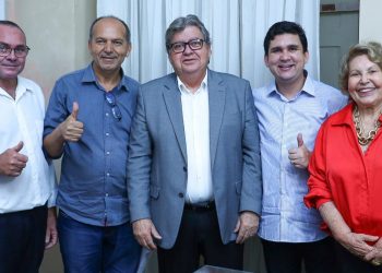 Mais um prefeito tucano anuncia apoio à reeleição de João Azevêdo