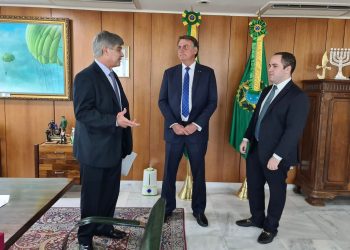 Bolsonaro revela entusiasmo com resultado do trabalho do Diretório do Partido Liberal na Paraíba