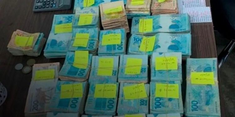 TCE encontra mais de R$ 300 mil em geladeira de prefeitura paraibana