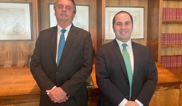 Na Paraíba, filho de Marcelo Queiroga se apresenta como representante do governo Bolsonaro