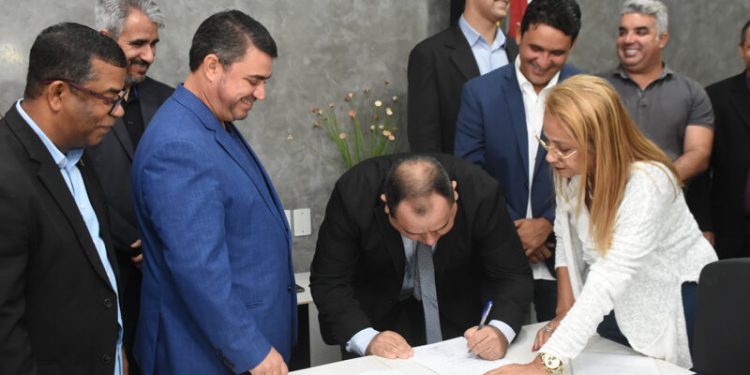 Vereador do MDB tira licença e Marcelo da Torre toma posse na CMJP