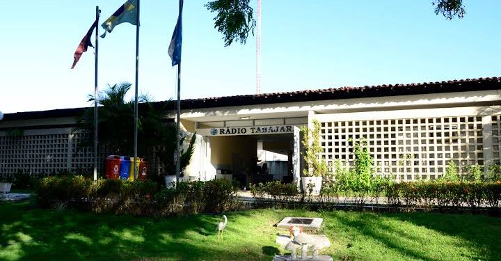 João Azevêdo anuncia concurso com 244 vagas para EPC