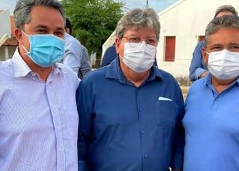 Galdino e Cícero reforçam tese de retorno de Efraim à base de João: “Se eu fosse ele estaria voltando”