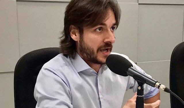 Pedro afasta especulações sobre possível desistência da disputa ao Governo