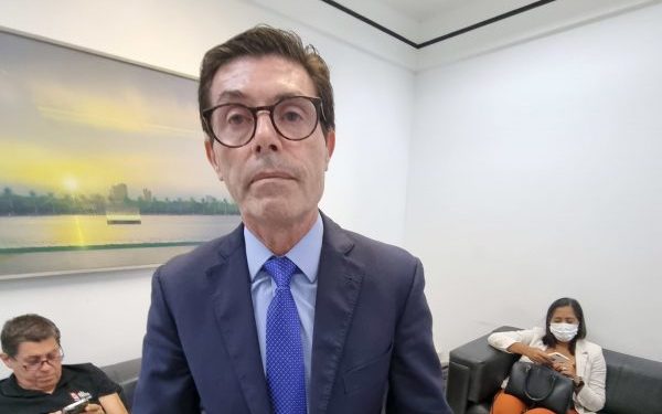 Presidente do PDT afirma que Pedro avalia dar palanque a Ciro na Paraíba em troca do apoio do partido