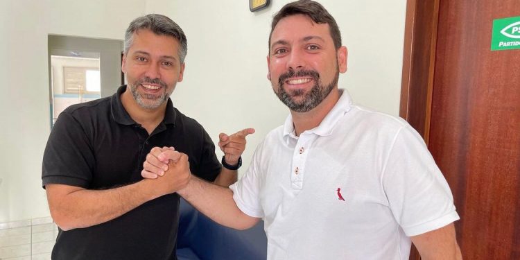 Léo Gadelha recebe apoio de lideranças em Aparecida e Tenório e de família de ex-prefeito de Brejo dos Santos