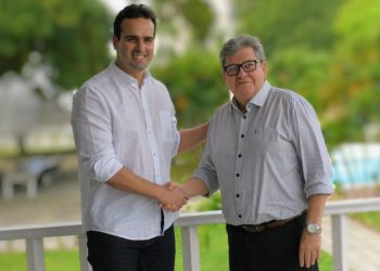 João Azevêdo confirma Lucas Ribeiro como vice em sua chapa