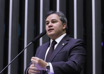 Efraim foi relator da nova carteira de identidade: “Vai facilitar a vida do cidadão”