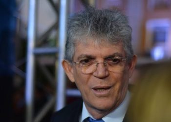 Nomes de Ricardo Coutinho e Estela constam em lista enviada pelo TCE ao TRE sobre gestores com contas rejeitadas