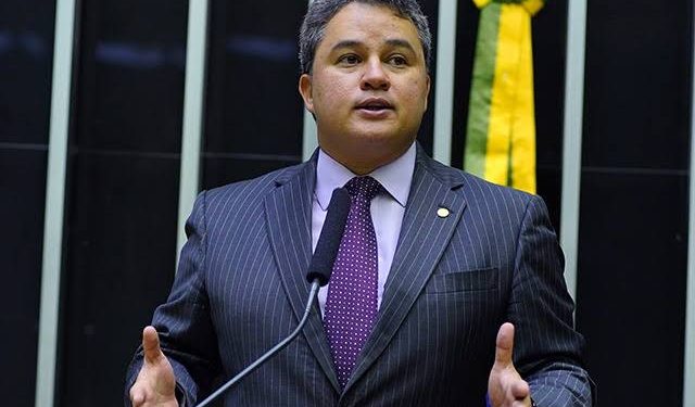 “Com nova abertura do Pronampe, vários empreendedores irão se reerguer”, comenta Efraim