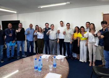 João reúne partidos aliados para acertar últimos detalhes da convenção