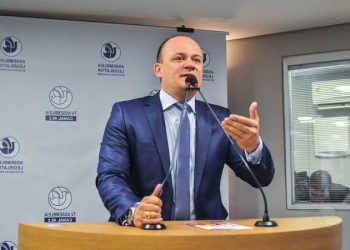 Com mais de 18 mil votos, Cabo Gilberto lidera enquete entre candidatos à Câmara Federal