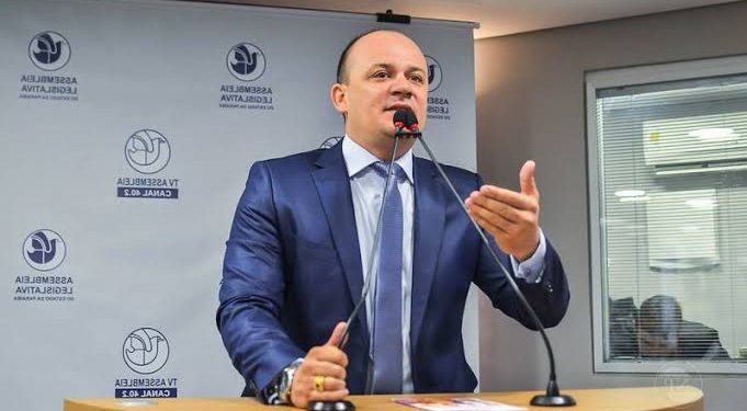 Com mais de 18 mil votos, Cabo Gilberto lidera enquete entre candidatos à Câmara Federal