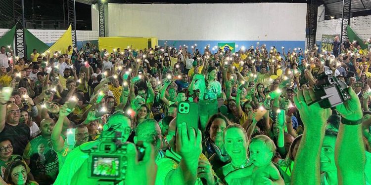 Em Mangabeira, Cabo Gilberto reúne multidão e lança oficialmente candidatura a deputado federal