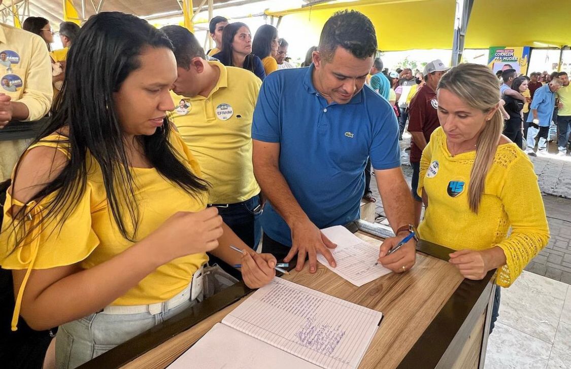 Pedrito assina ata de postulação à Assembleia e tem candidatura homologada durante convenção do PSDB