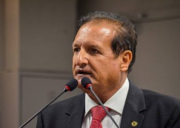 Deputado da base governista revela “não ter razão nenhuma” para votar em Pollyana na disputa ao Senado