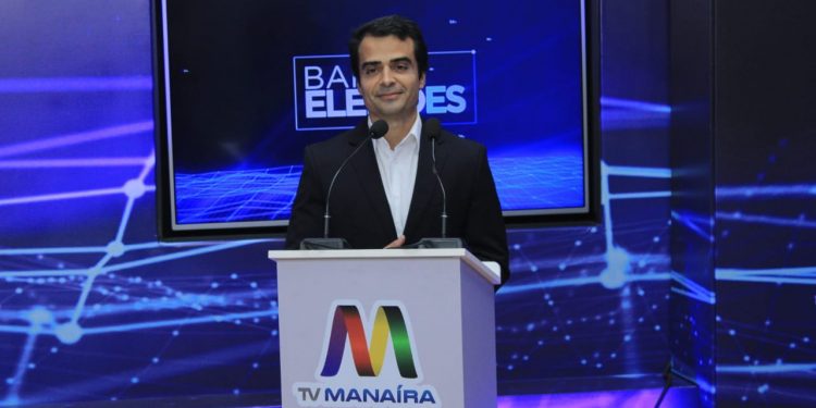 Bruno Roberto desmente falácia socialista e mostra políticas de Bolsonaro em favor das mulheres