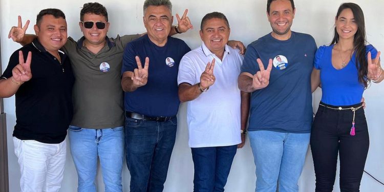 Prefeito de Bom Sucesso também anuncia apoio a Márcio Roberto