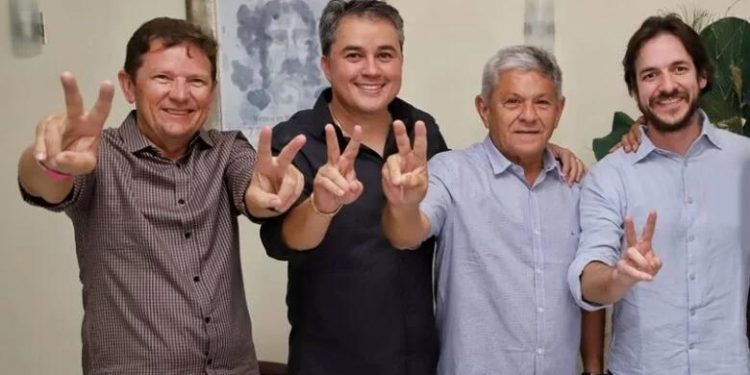 Prefeito do MDB diverge da legenda e decide apoiar Pedro