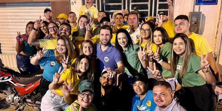 Em Salgado de São Félix, multidão prestigia evento em apoio a Michel Henrique