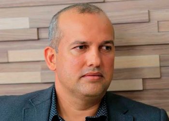 Decisão do TSE em reconduzir Eurípedes Júnior à presidência nacional do PROS deve tirar partido da base de Pedro na Paraíba