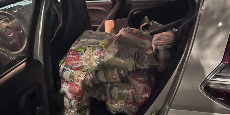 PF apreende cestas básicas e material de campanha de candidatos em Mangabeira, em JP