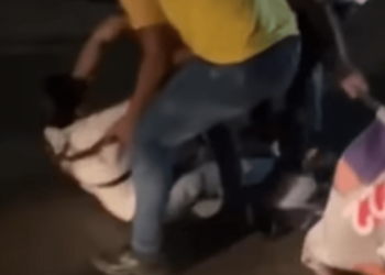 Candidata a deputada, Tenente Rebeca é atropelada durante passeata com eleitores