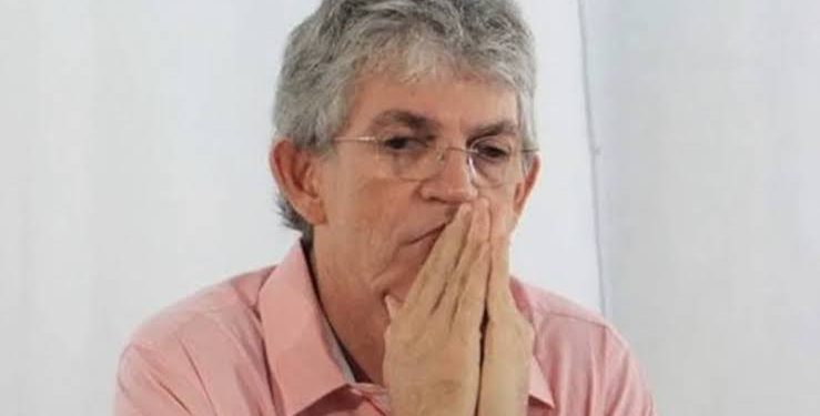 Parecer final do MPE mantém inelegibilidade de Ricardo Coutinho nas eleições deste ano