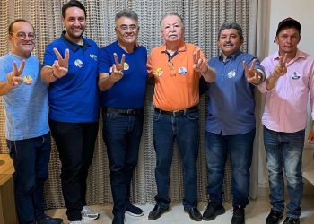 Ex-prefeito de Belém do Brejo do Cruz e todo o seu grupo político anunciam apoio a Márcio Roberto