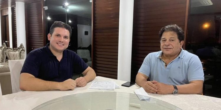 Filiado ao Republicanos, ex-presidente da ALPB anuncia apoio a Hugo Motta