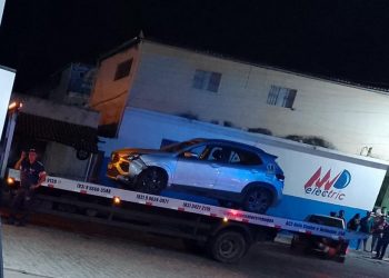 PRF apreende homem com R$ 173 mil em dinheiro vivo e material de campanha dentro de carro em Santa Luzia
