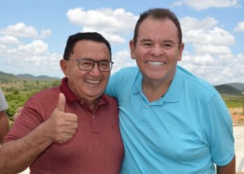 Senado: Com candidatura indeferida pelo TRE, prefeito do PP deixa Ricardo e fecha com outro candidato