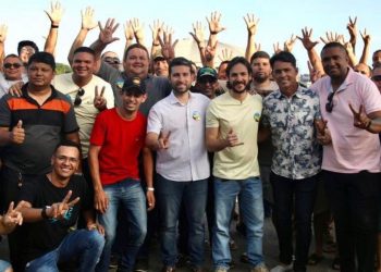 Pedro e Michel Henrique se reúnem com motoristas de aplicativos e discutem melhorias para a categoria