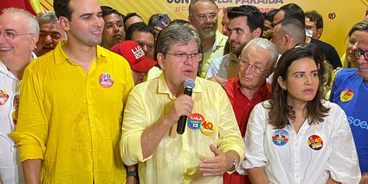 João Azevêdo perde em CG e na Grande JP, mas vence em 170 municípios paraibanos