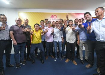 João Azevêdo recebe 67 prefeitos em apoio à sua reeleição neste segundo turno