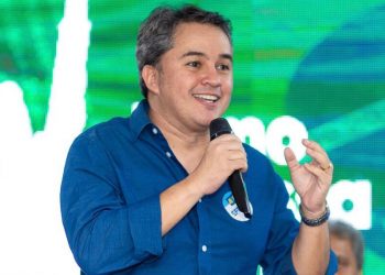 Efraim descarta arrependimento e deseja responsabilidade a João e Lula