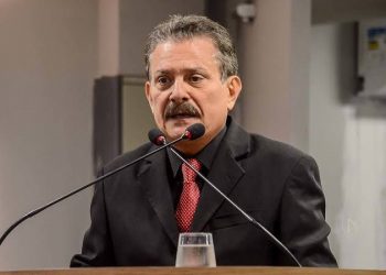 Em “resposta” a Galdino, Tião afirma que não abre mão de disputar presidência da ALPB: “Estou firme nesse páreo”